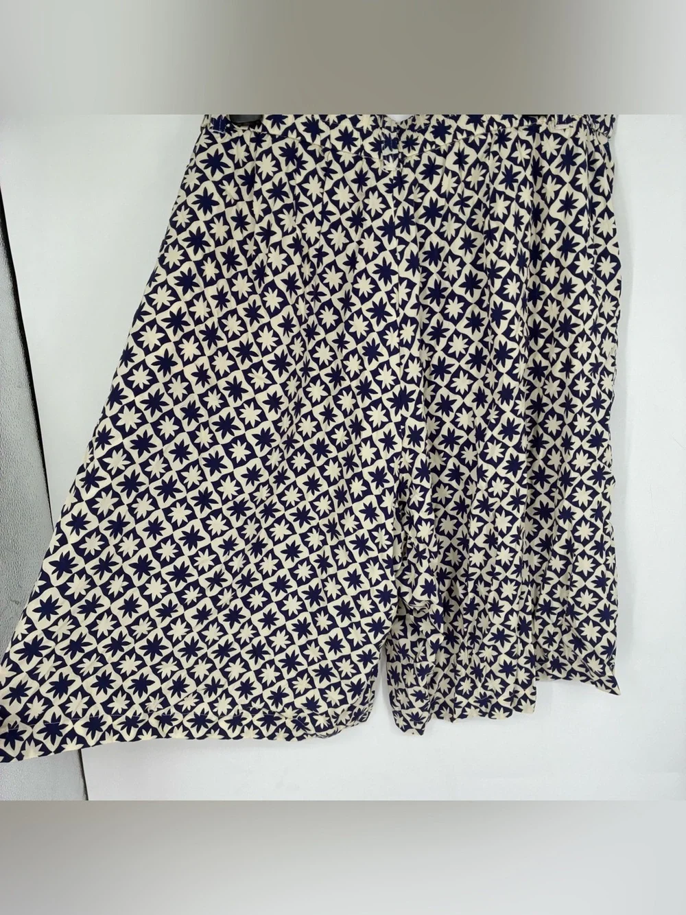 NEW Universal Standard Small 14 16 Floral Blue Long Shorts Baggy Wide Colorblock